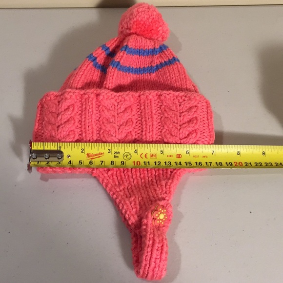 Hand Knit Child’s Winter Hat + 2 Pairs Mittens - Picture 14 of 15